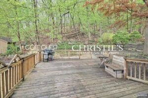 104 Skyline Lake Drive