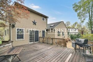 104 Skyline Lake Drive