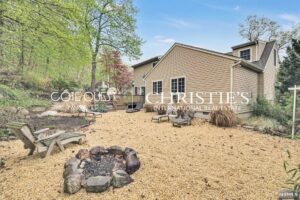 104 Skyline Lake Drive