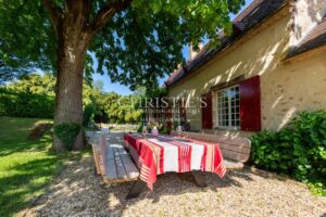 Renovated stone property with river Dordogne views
