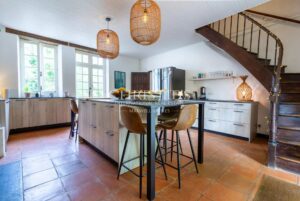 Renovated stone property with river Dordogne views