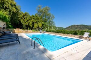 Renovated stone property with river Dordogne views