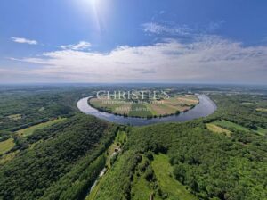 Renovated stone property with river Dordogne views