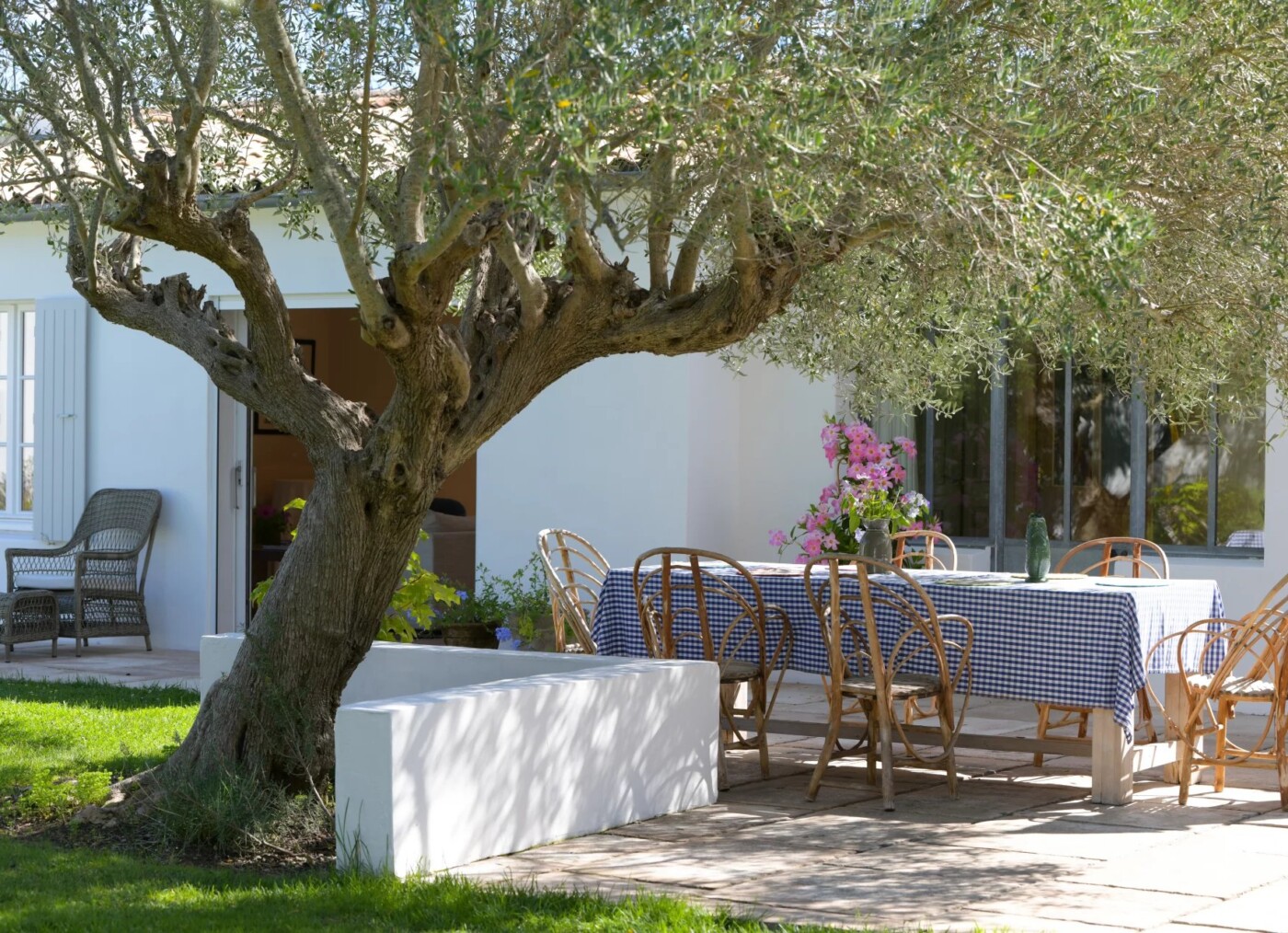 Angélique SAWTELL Commercial Director, La Rochelle MaxwellBaynes