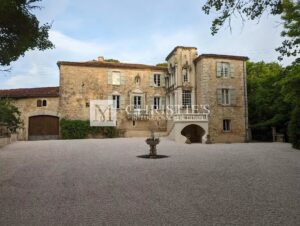 A vendre Château historique près de Vic Fezensac