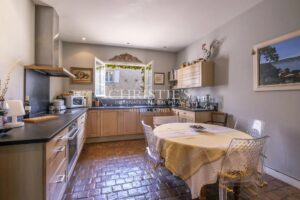 Superbe propriété de charme située entre Angoulême et Cognac