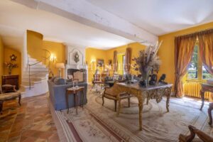 Superbe propriété de charme située entre Angoulême et Cognac