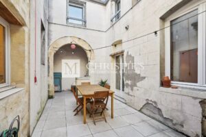 Bordeaux Chartrons, appartement de charme avec terrasse et 2 places de parking