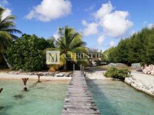 Exceptional property located in Fakarava, French Polynesia.