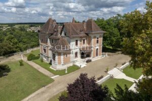 Cognac – Magnifique château avec vues panoramiques