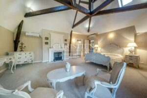 Cognac – Magnifique château avec vues panoramiques