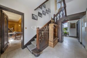 ANGOULEME – MAGNIFIQUE PROPRIETE DANS UN CADRE UNIQUE