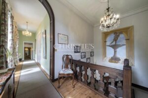 ANGOULEME – MAGNIFIQUE PROPRIETE DANS UN CADRE UNIQUE