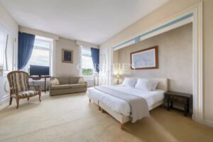 ANGOULEME – MAGNIFIQUE PROPRIETE DANS UN CADRE UNIQUE