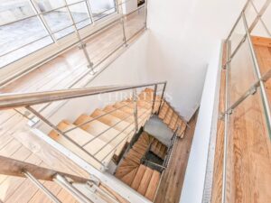 Remarquable Manoir avec maison d'amis, piscine et jacuzzi, 15 hectares de terrain, proche d'AGEN