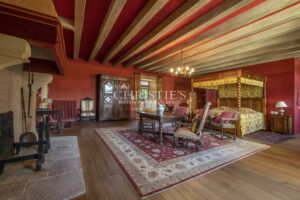 château hectares mer plage rénové domaine étang forêt dépendances hôtel