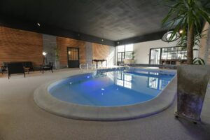 la rochelle jardin piscine lumineux calme charme ancien rénové l'houmeau mer gare aéroport