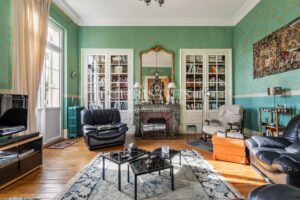 Magnificent mansion with breathtaking views over the Dordogne