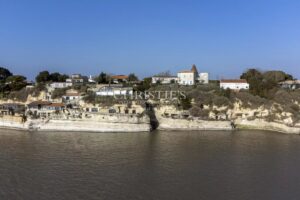 royan meschers vue mer jardin atypique calme lumineux terrasse