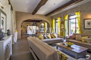 A vendre, magnifique château avec 4 gîtes et piscines près d'Eymet