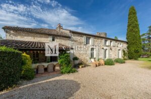 Fabulous west Dordogne property with pool and views for sale