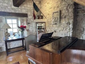 Dordogne-ouest, propriété pleine de charme à vendre