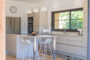 100% Bassin spirit for this villa near the beach