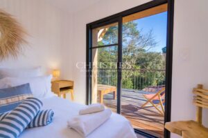100% Bassin spirit for this villa near the beach