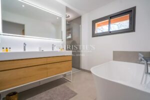 100% Bassin spirit for this villa near the beach