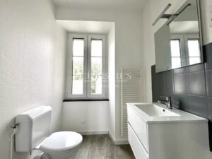 Immeuble de rapport de 7 appartements et cour privative, La Rochelle