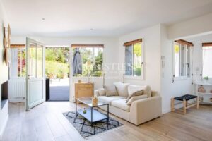 Double villa in the heart of Cap Ferret with garden and swimming pool