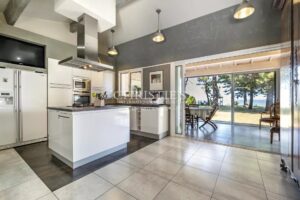 Propriété avec accès direct à la mer - Ile de Ré