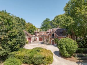 Vente d'un exceptionnel château du 19ème siècle à proximité de Cognac