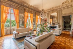 Vente d'un exceptionnel château du 19ème siècle à proximité de Cognac