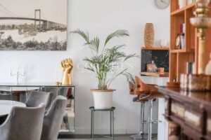 BORDEAUX ORNANO - MAISON DE MAÎTRE AVEC JARDIN ET STATIONNEMENT