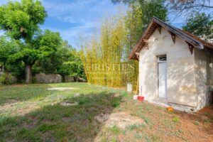 BORDEAUX ORNANO - MAISON DE MAÎTRE AVEC JARDIN ET STATIONNEMENT