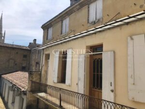 Elégant hôtel particulier en centre-ville avec bureaux