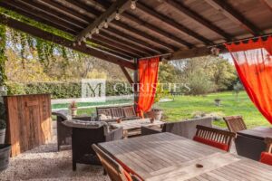 Near Villandrault - Beautiful renovated country home