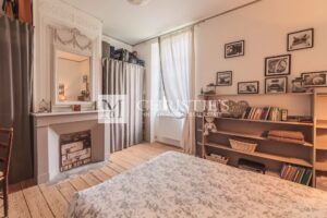 Near Villandrault - Beautiful renovated country home