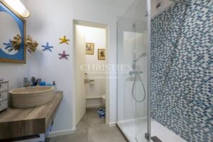 LA ROCHELLE - Appartement DERNIER ETAGE AVEC GRANDE TERRASSE PISCINE - double garage