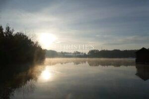 30 min from Bordeaux - Private Domaine with Lake