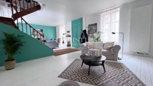 Propriété familiale à 30 min de La Rochelle