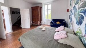 Propriété familiale à 30 min de La Rochelle