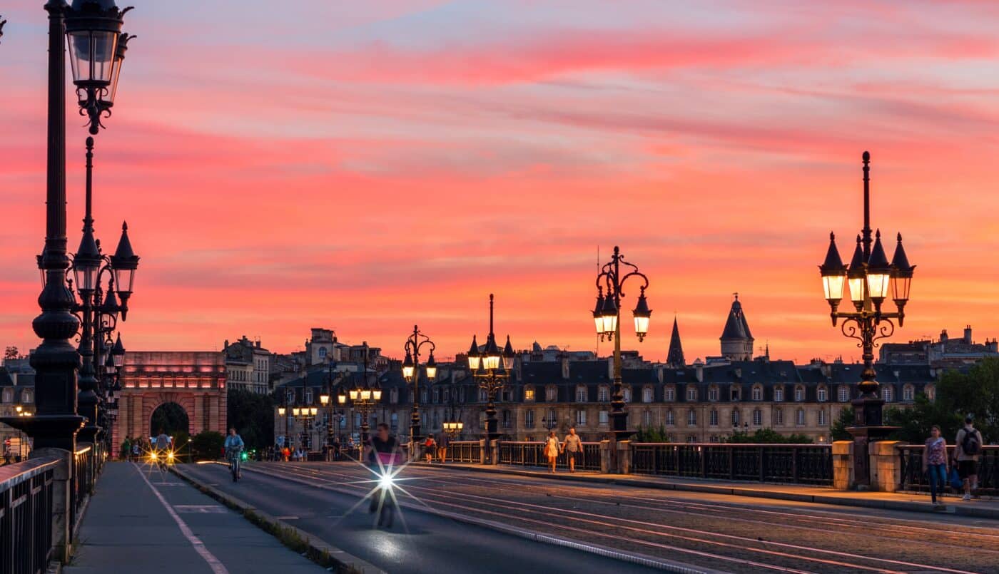 Découvrir les options de scolarité internationale à Bordeaux