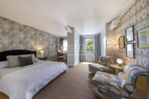 A vendre, manoir 19ème rénové avec maison d’amis