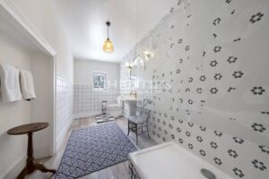 A vendre, manoir 19ème rénové avec maison d’amis