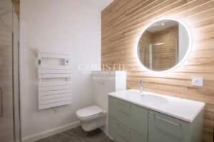 Une Villa d'Exception au Croisement de la Ville d'Hiver et de la Plage Pereire