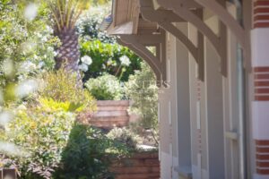 Une Villa d'Exception au Croisement de la Ville d'Hiver et de la Plage Pereire