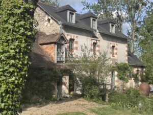 Historic millhouse with guesthouse and gardens, set in 4.25 hectares