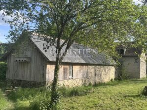 Historic millhouse with guesthouse and gardens, set in 4.25 hectares